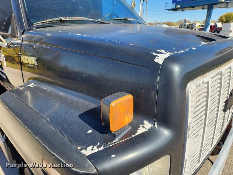 image for item MK9499 1994 Chevrolet Kodiak C6500  flatbed truck