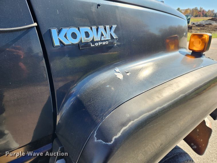 image for item MK9499 1994 Chevrolet Kodiak C6500  flatbed truck