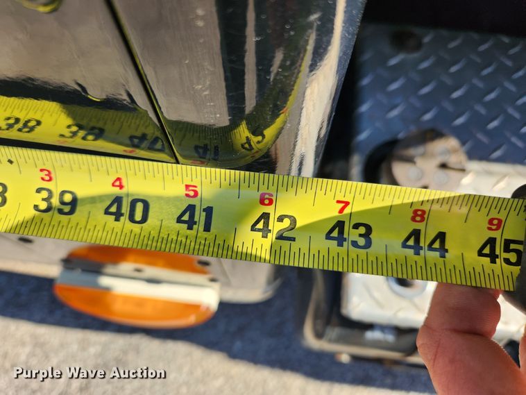 image for item MK9499 1994 Chevrolet Kodiak C6500  flatbed truck