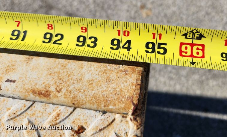 image for item MK9499 1994 Chevrolet Kodiak C6500  flatbed truck