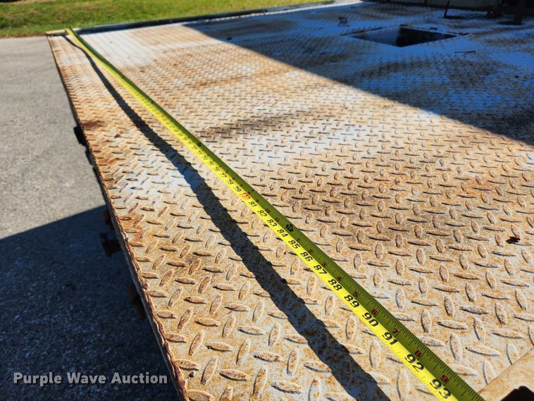 image for item MK9499 1994 Chevrolet Kodiak C6500  flatbed truck