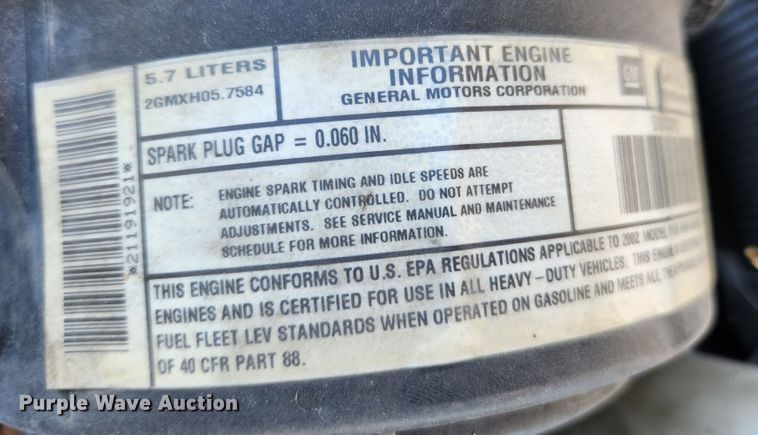 image for item MK9500 2002 Chevrolet Express G3500  box truck