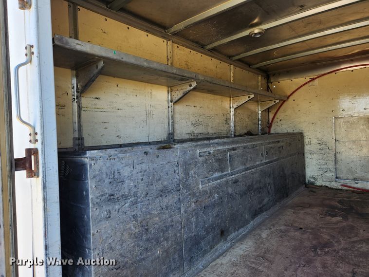 image for item MK9500 2002 Chevrolet Express G3500  box truck