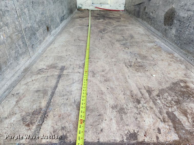 image for item MK9500 2002 Chevrolet Express G3500  box truck