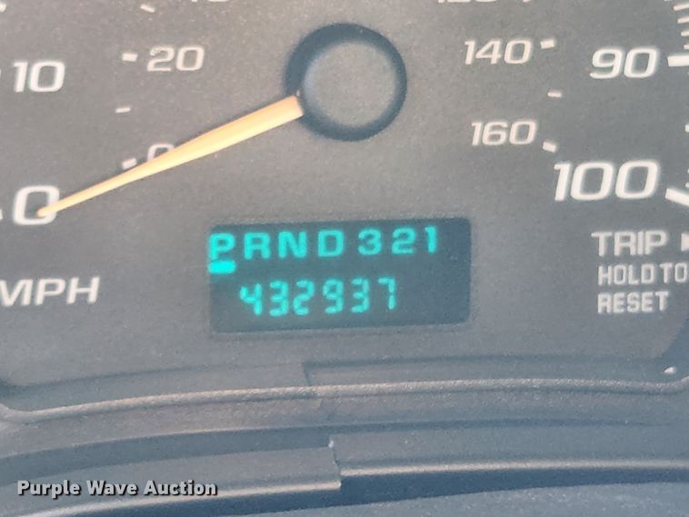 image for item MK9501 2005 Chevrolet Express G3500  box truck