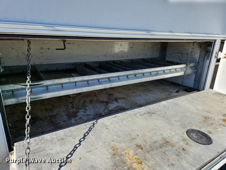 image for item MK9501 2005 Chevrolet Express G3500  box truck