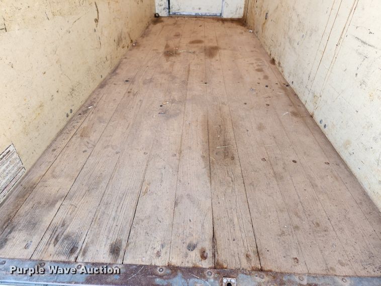 image for item MK9501 2005 Chevrolet Express G3500  box truck