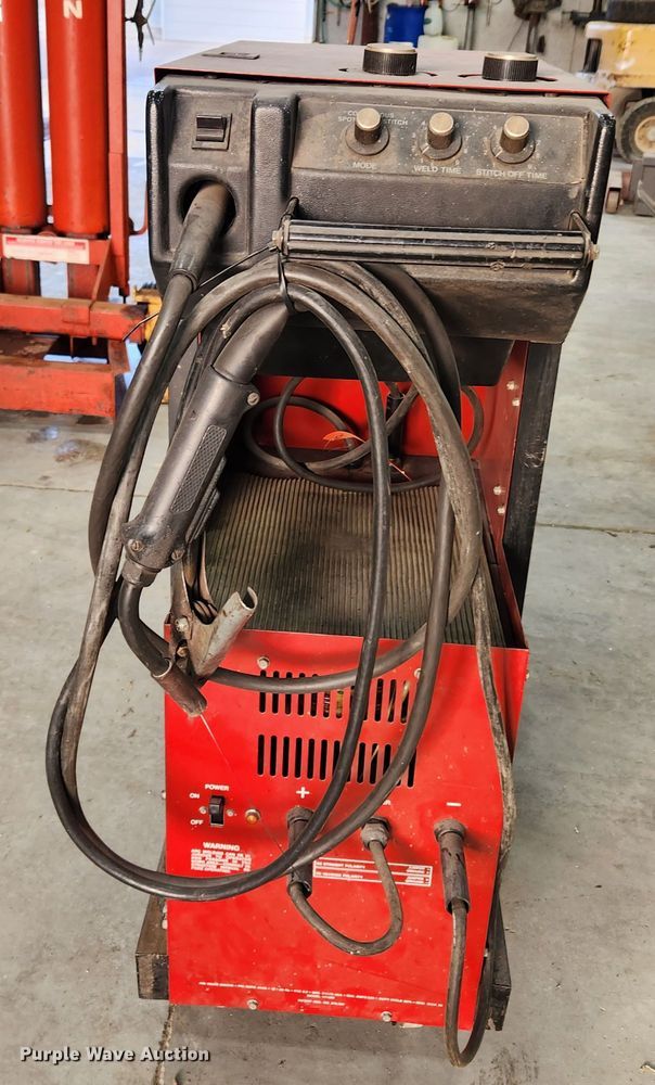 image for item MK9510 Snap On YA240A  welder