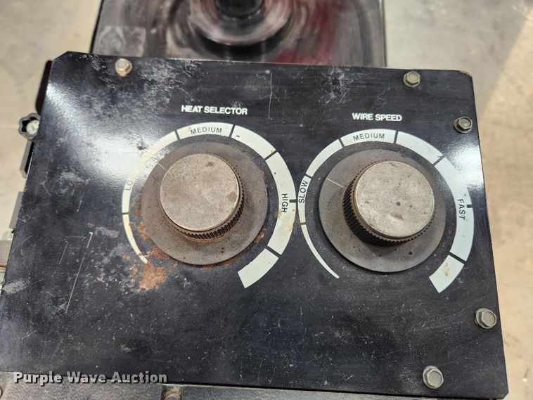 image for item MK9510 Snap On YA240A  welder