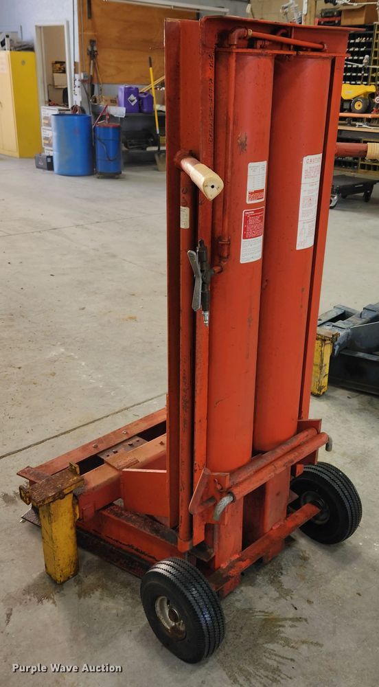 image for item MK9511 Snap On  pneumatic jack