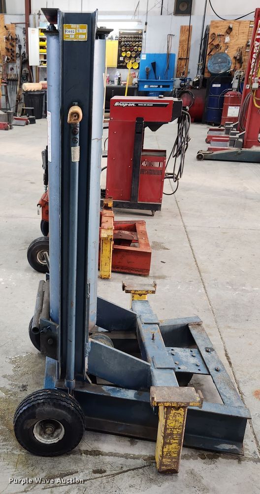 image for item MK9512 Walker  pneumatic jack