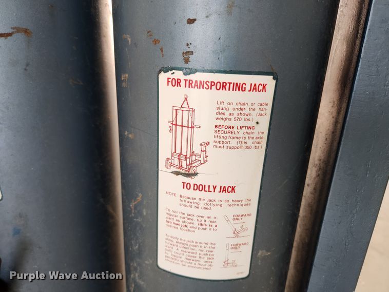 image for item MK9512 Walker  pneumatic jack