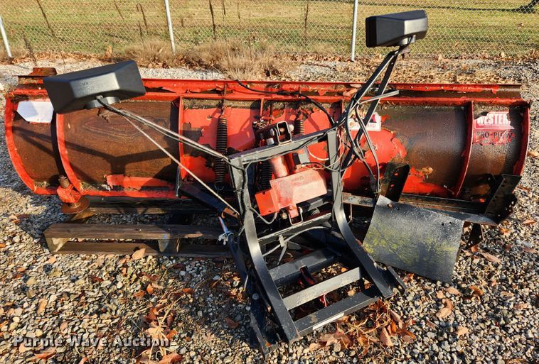 image for item MK9513 Western Pro-Plow  snow plow