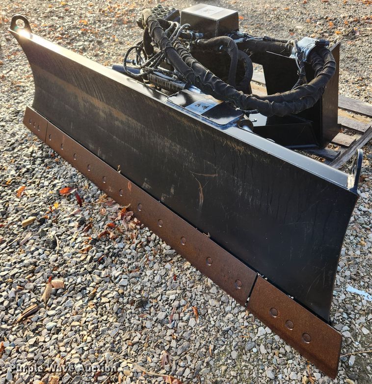 Caterpillar 4240451 skid steer dozer blade in Greenville, IL Item