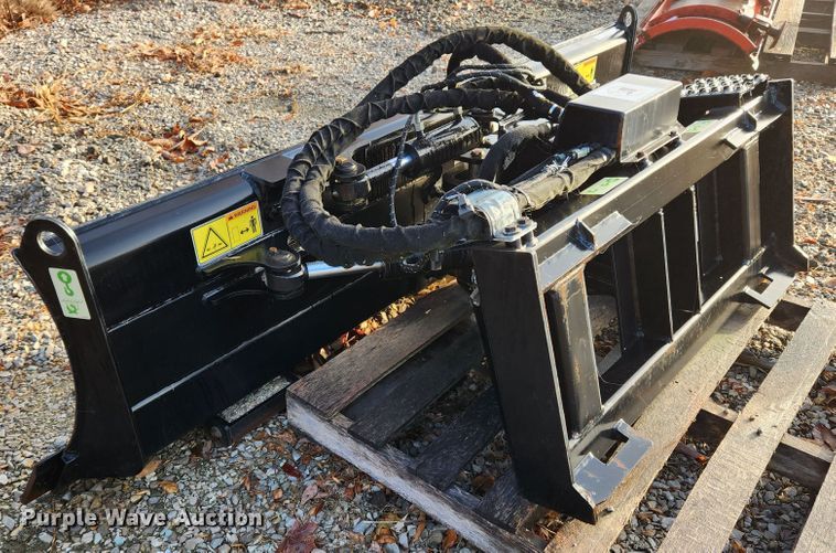 image for item MK9514 Caterpillar 424-0451  skid steer dozer blade