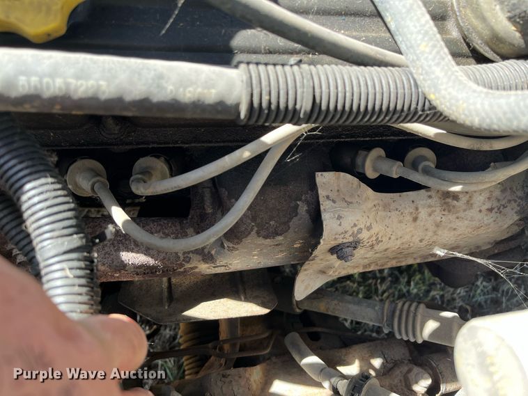 image for item MN9323 1997 Dodge Dakota  Club Cab pickup truck