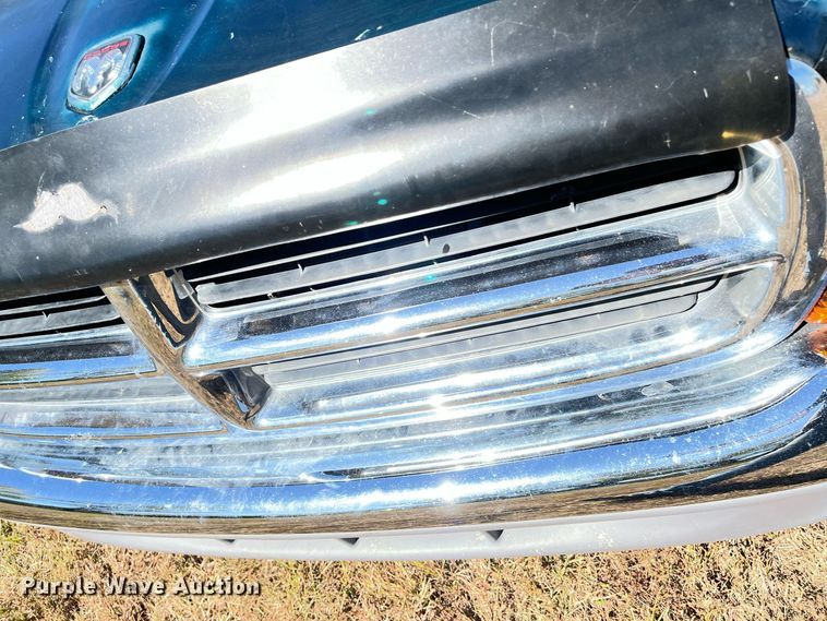 image for item MN9323 1997 Dodge Dakota  Club Cab pickup truck