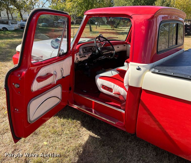 image for item MN9325 1962 Ford F100  pickup truck