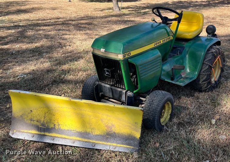 image for item MN9350 John Deere 210  lawn mower