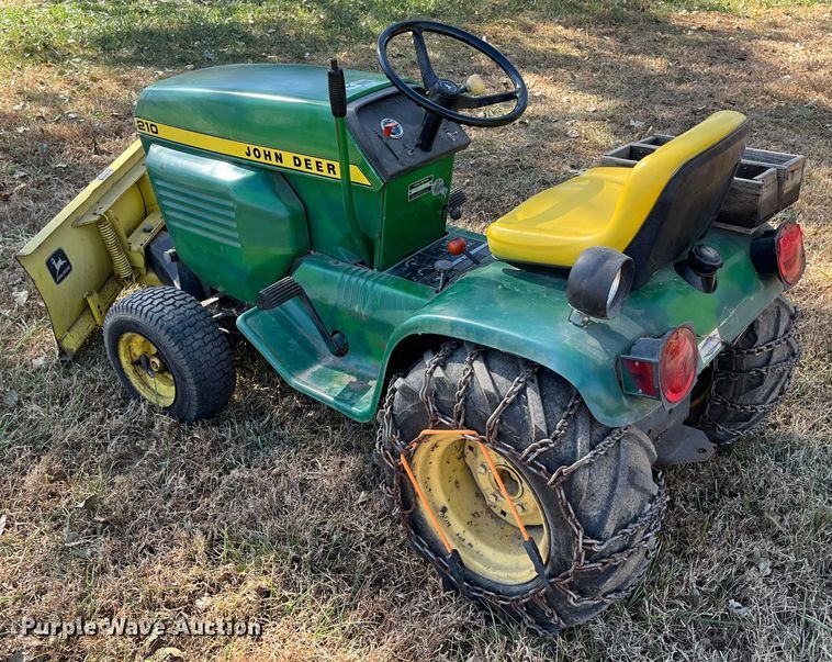 image for item MN9350 John Deere 210  lawn mower