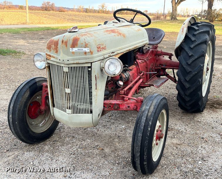 image for item MN9356 1952 Ford 8N  tractor