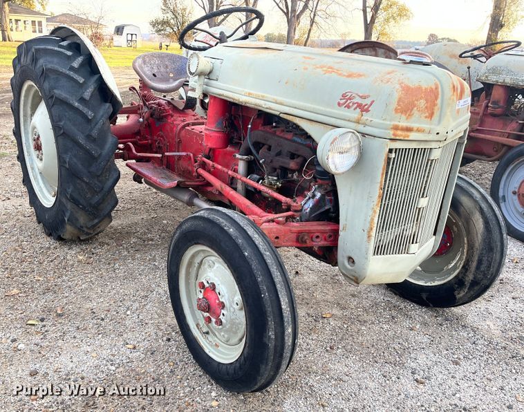 image for item MN9356 1952 Ford 8N  tractor
