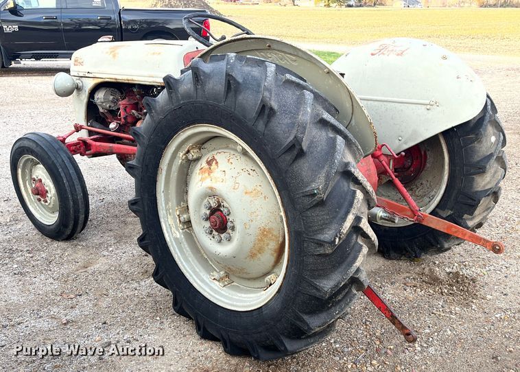 image for item MN9356 1952 Ford 8N  tractor