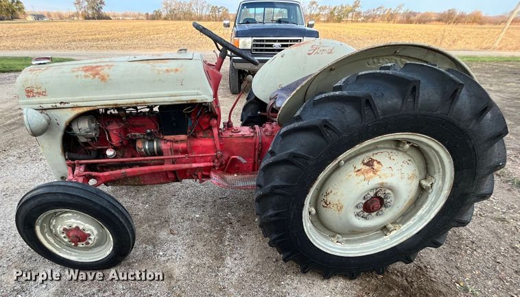 image for item MN9356 1952 Ford 8N  tractor