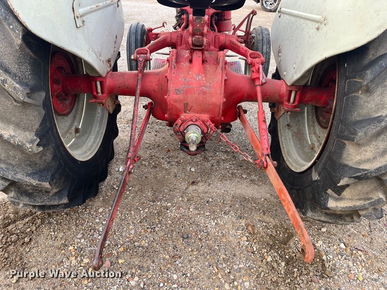 image for item MN9356 1952 Ford 8N  tractor