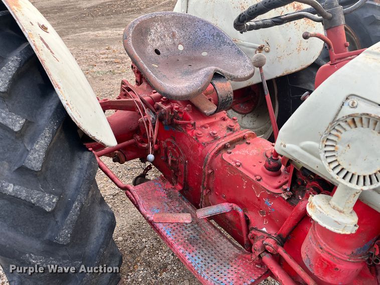 image for item MN9356 1952 Ford 8N  tractor