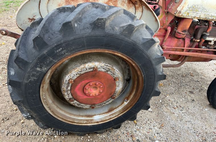 image for item MN9357 1947 Ford 8N  tractor