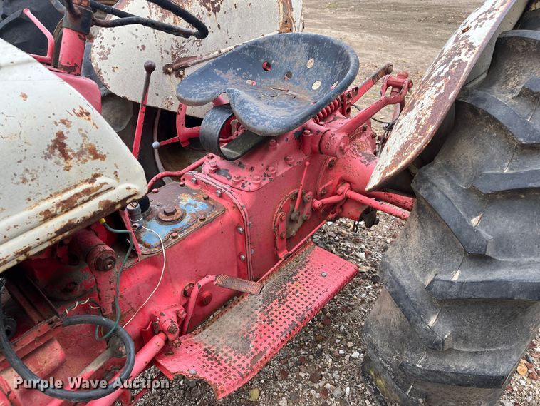image for item MN9358 1949 Ford 8N  tractor