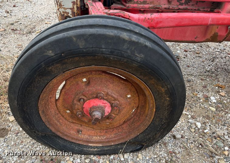 image for item MN9358 1949 Ford 8N  tractor