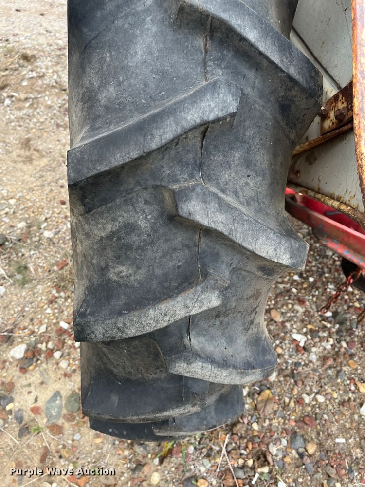 image for item MN9358 1949 Ford 8N  tractor