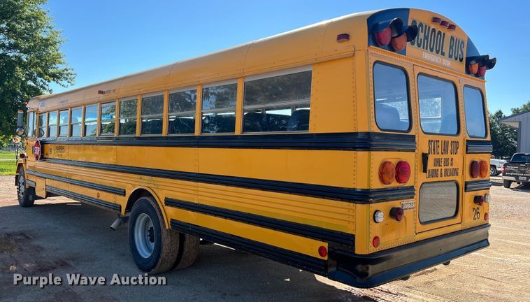 image for item MR9837 2005 Freightliner  school bus
