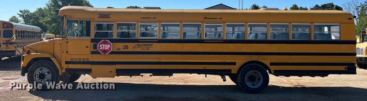 image for item MR9837 2005 Freightliner  school bus