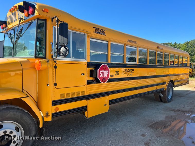 image for item MR9837 2005 Freightliner  school bus