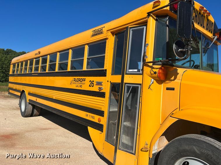 image for item MR9837 2005 Freightliner  school bus