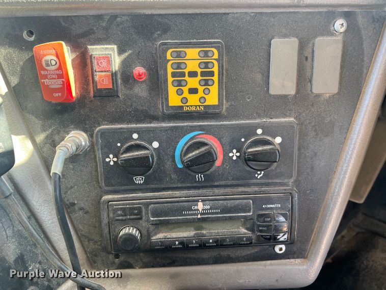 image for item MR9837 2005 Freightliner  school bus