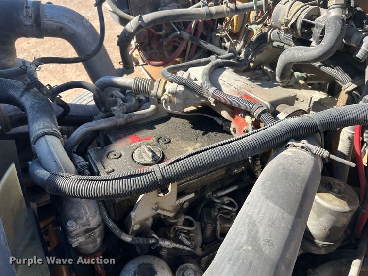 image for item MR9837 2005 Freightliner  school bus