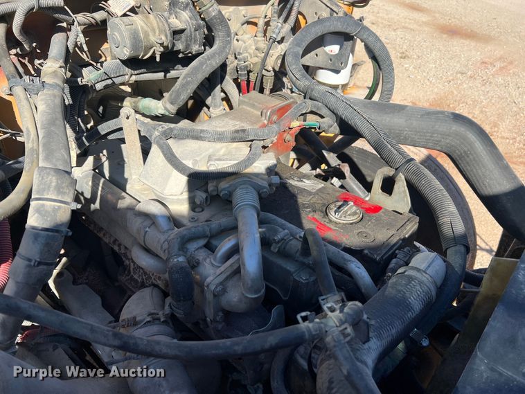 image for item MR9837 2005 Freightliner  school bus