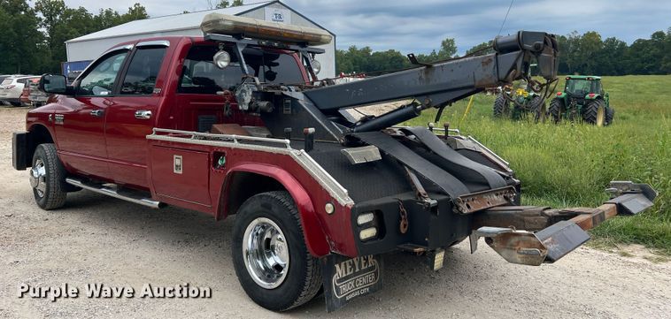 image for item MR9855 2007 Dodge Ram 3500HD Laramie  Quad Cab tow truck