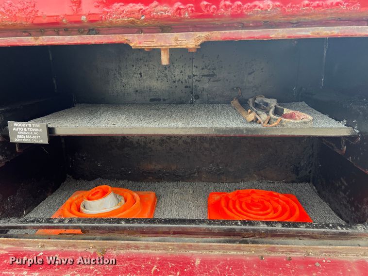 image for item MR9855 2007 Dodge Ram 3500HD Laramie  Quad Cab tow truck