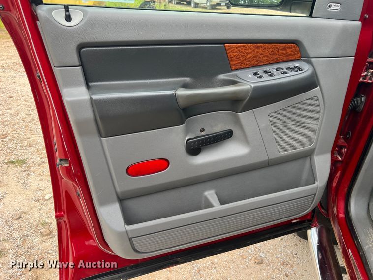 image for item MR9855 2007 Dodge Ram 3500HD Laramie  Quad Cab tow truck