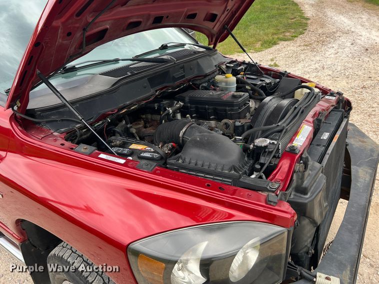 image for item MR9855 2007 Dodge Ram 3500HD Laramie  Quad Cab tow truck