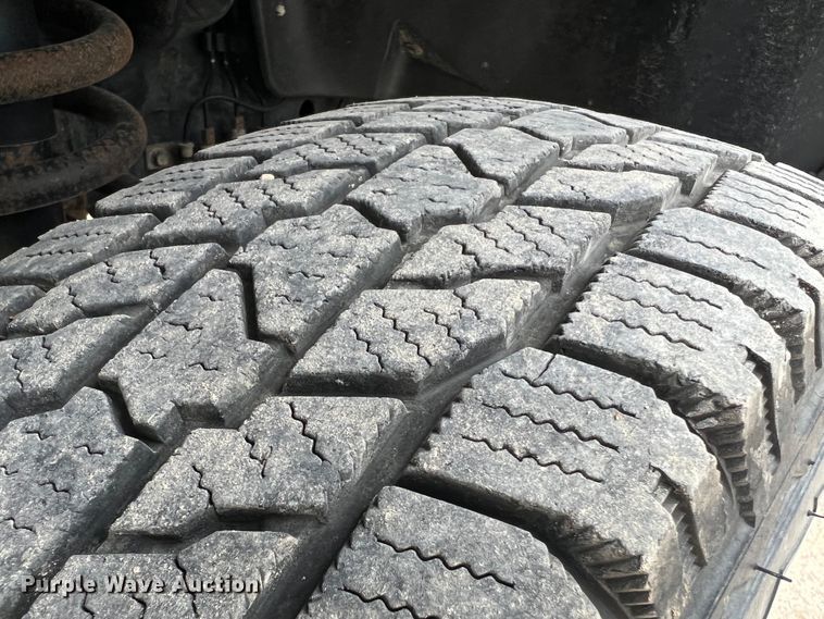 image for item MR9855 2007 Dodge Ram 3500HD Laramie  Quad Cab tow truck