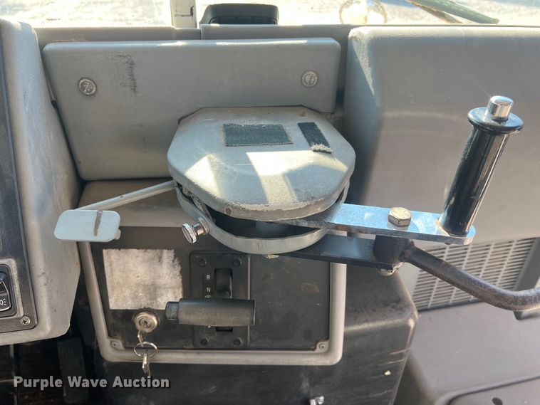 image for item MR9983 2005 Blue Bird Vision  school bus