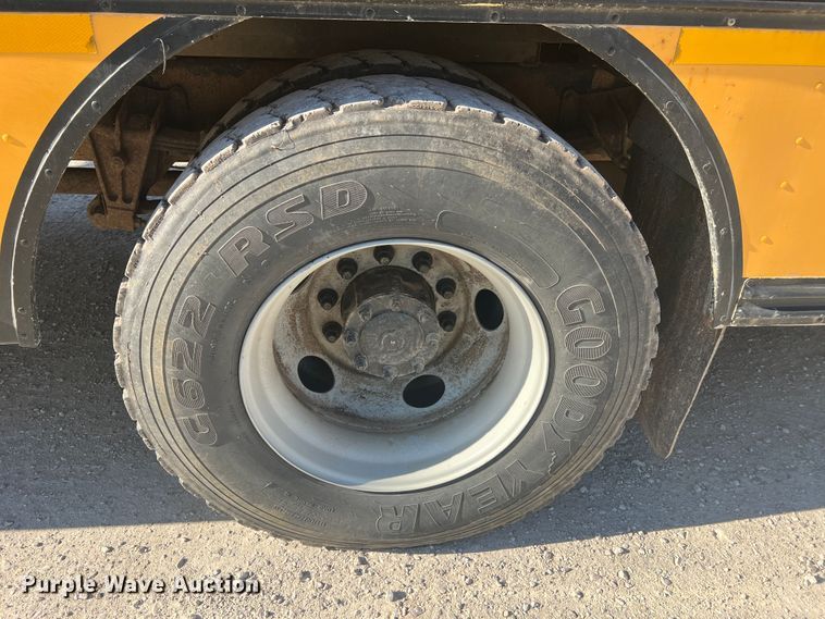 image for item MR9983 2005 Blue Bird Vision  school bus