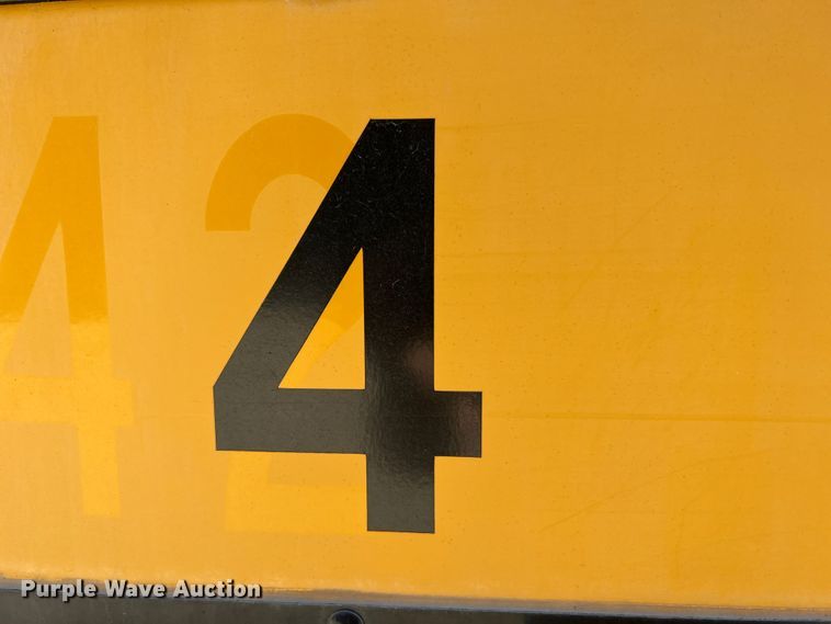 image for item MR9983 2005 Blue Bird Vision  school bus