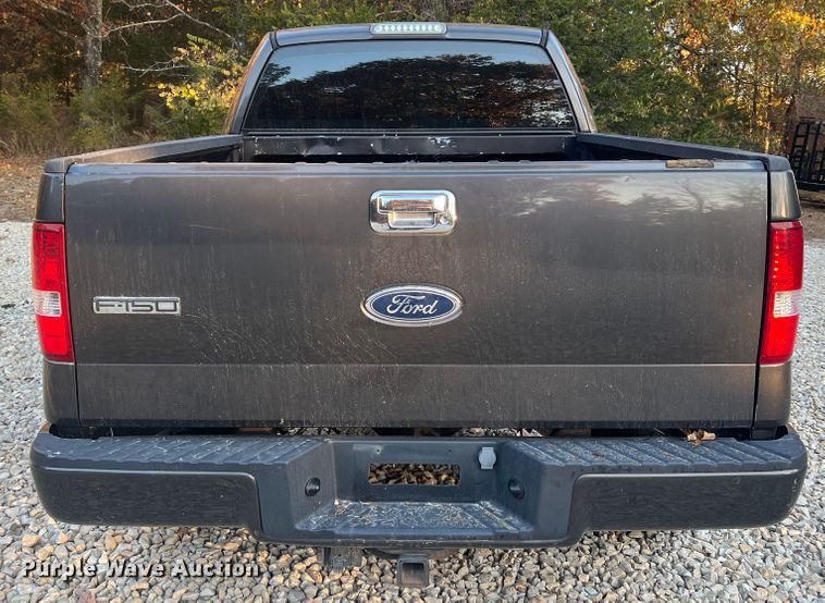 image for item MR9988 2005 Ford F150  SuperCab pickup truck